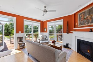 Smart TV - Spruce Ledge by Sea Maine (Boothbay Harbor)