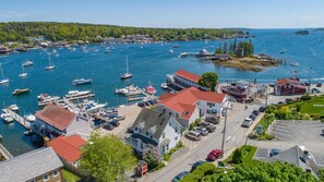 Marina - Historic Captain`s Home (Boothbay Harbor)