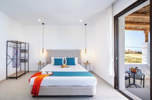 3 bedrooms, iron/ironing board, free WiFi, bed sheets - Blue Di Mare Villas - Maissonette 1 (Lachania)