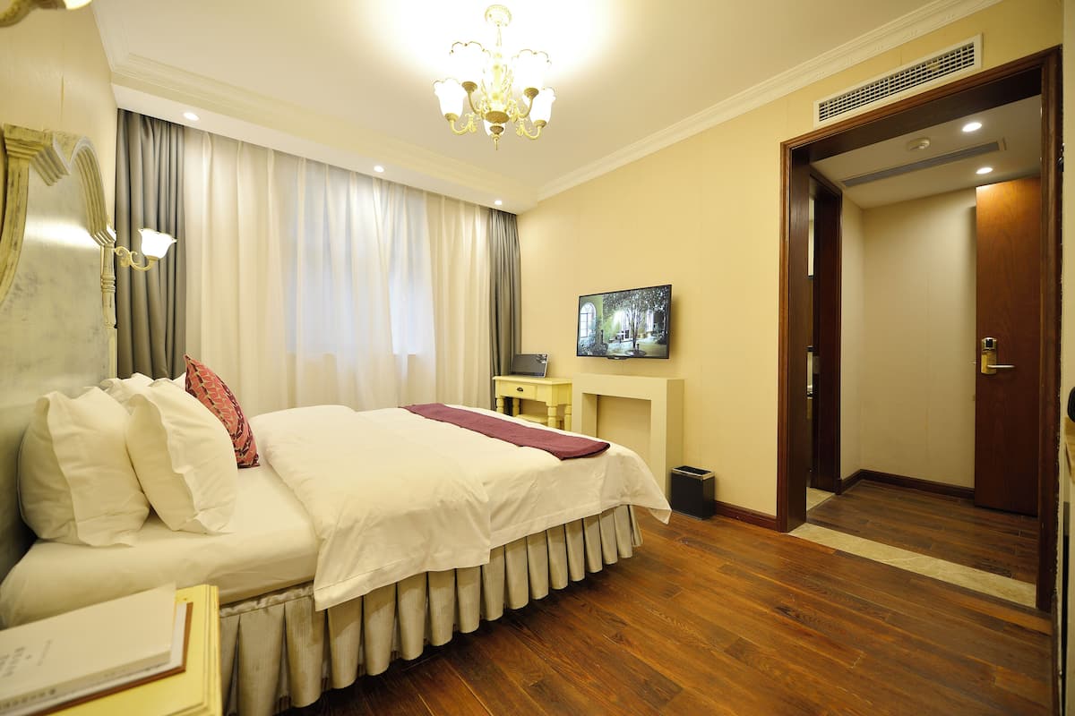 Design Double Room, Courtyard View