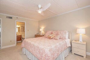 1 室のベッドルーム、WiFi、ベッドシーツ