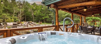Bigwood Cabin | Near Camelback Skiing, Hot Tub, Game Room, Firepit & Yard