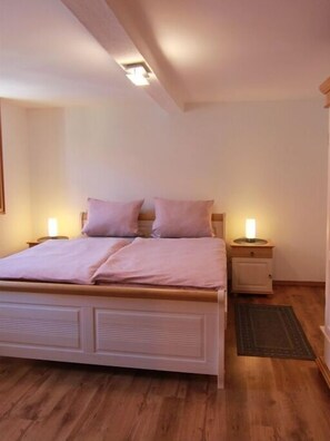 3 chambres, Wi-Fi gratuit, draps fournis