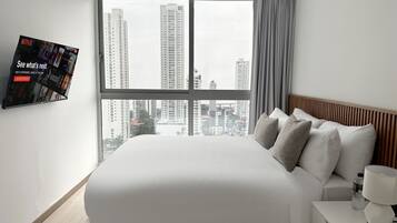 3 chambres, fer et planche à repasser, Wi-Fi gratuit, draps fournis