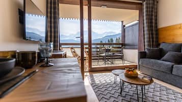 Premium studio 2 people | Living area