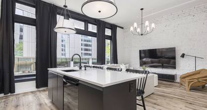 Decadent Cityscape Retreat
