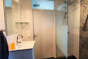 Shower, hair dryer - Summer Melody Comfortable holiday residence (Julianadorp aan Zee)