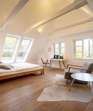 3 Schlafzimmer, Schreibtisch, Bügeleisen/Bügelbrett, kostenloses WLAN