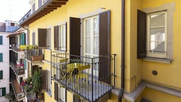 City Apartment | Balcony