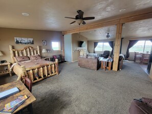 1 bedroom, desk, iron/ironing board, free WiFi