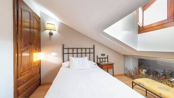 Single Room | Free WiFi