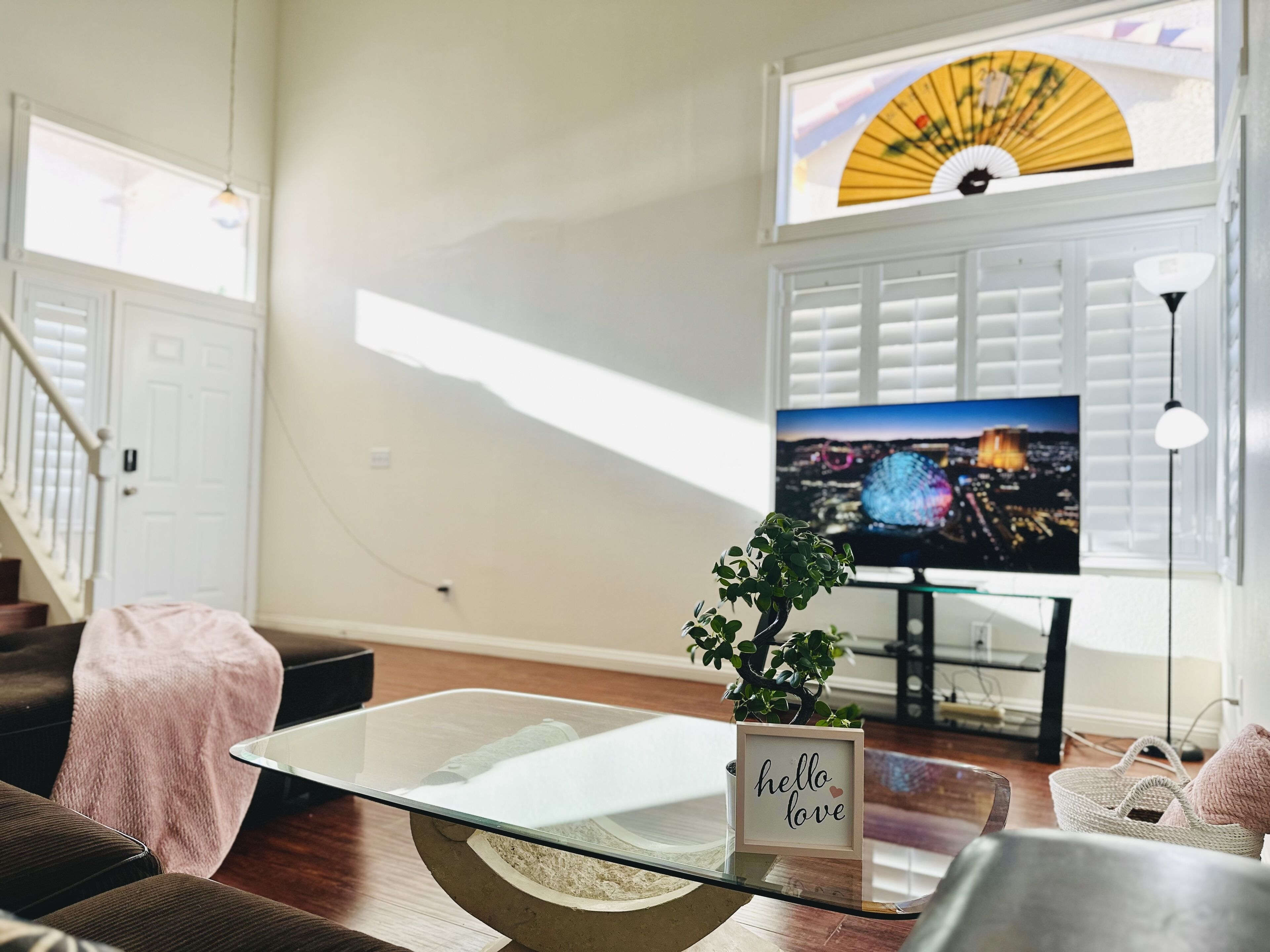 Central LV 7Bed 5BD 3BA Gem