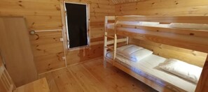 2 bedrooms, free WiFi