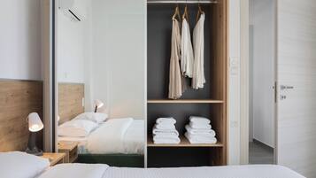 Luxury Villa, 3 Bedrooms, Poolside | Egyptian cotton sheets, premium bedding, Select Comfort beds