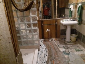 Shower, towels, soap, shampoo