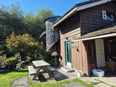 Hoh Chalet A cozy cabin on the Olympic Peninsula