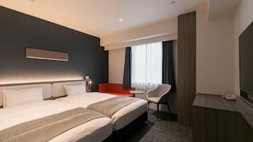 Zimmersafe, Schreibtisch, laptopgeeigneter Arbeitsplatz