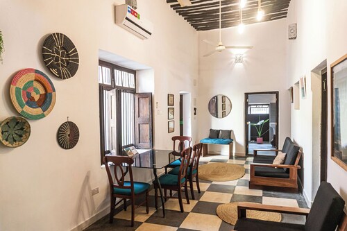 Tarawanda House - Stawi