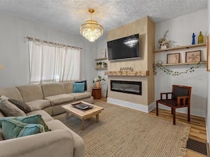 TV, fireplace, offices
