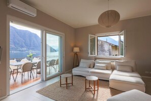 TV - Villa degli Ulivi - Lake Como (Colonno)