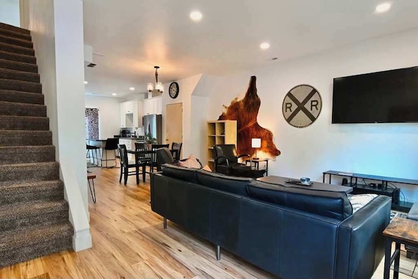 Televisio, työhuone