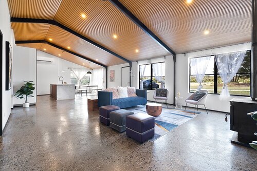 Shed House Lux Farm Stay