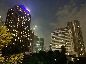 Vue sur la ville depuis l’hébergement