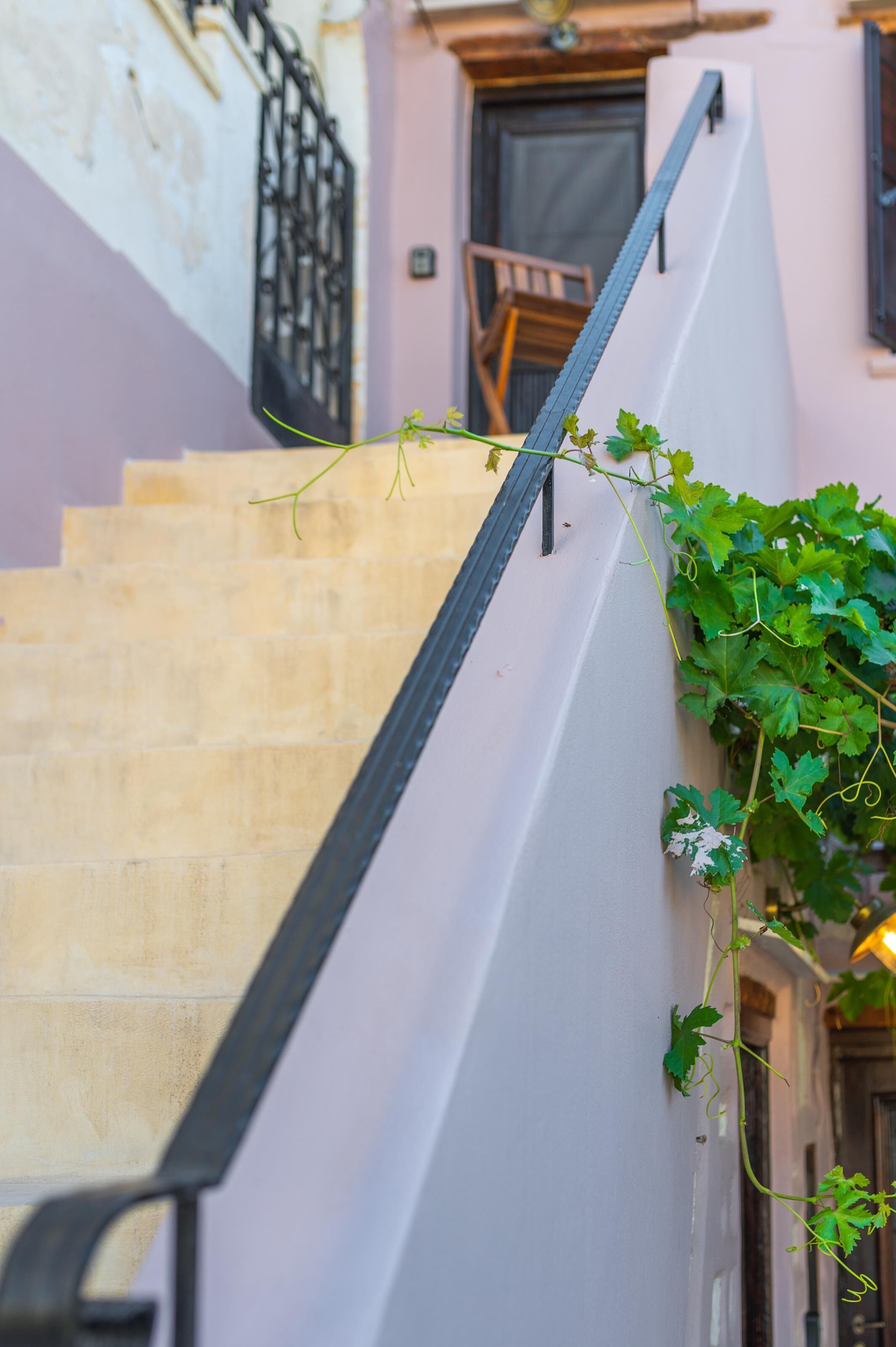 Pintu masuk properti