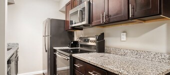 2 bed on 4th St and 15th Ave