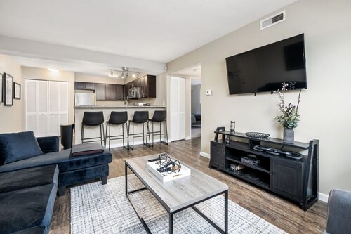 Walking Distance to OSU and 2 Beds