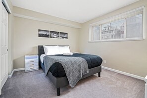 2 bedrooms, WiFi, bed sheets