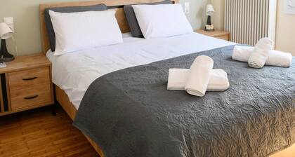 Stella s Minimal Lodge