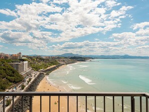 On the beach - ELENA. KEYWEEK . Apartment sea view Biarritz downtown (Biarritz)