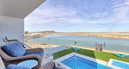 Playa Laguna | 5BR Waterfront w/ Pool & Rooftop