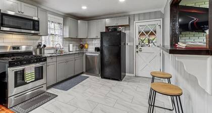 Spacious 4BR Marietta Home, Perfect for Families
