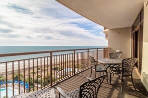 Outdoor dining - Beachfront Beauty 2BR 2BA Condo with Kitchen (North Myrtle Beach)