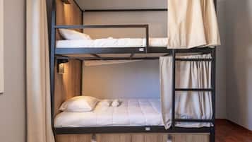 1 bedroom, in-room safe, iron/ironing board, WiFi