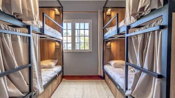 1 bedroom, in-room safe, iron/ironing board, WiFi