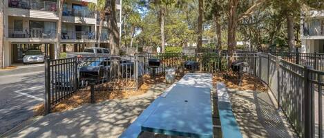 屋外ダイニングエリア