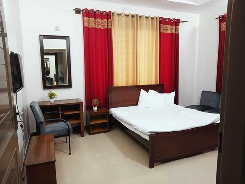Guesthouse,Cheap,PWD Society,Bahria Town,Rawalpindi,Islamabad,Gullberg,DHA,Naval