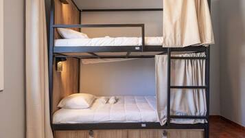 1 bedroom, in-room safe, iron/ironing board, WiFi