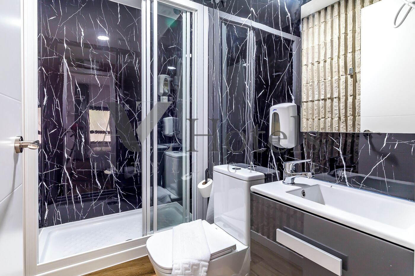 Photo - AYZ Princesa-Auto check-in property