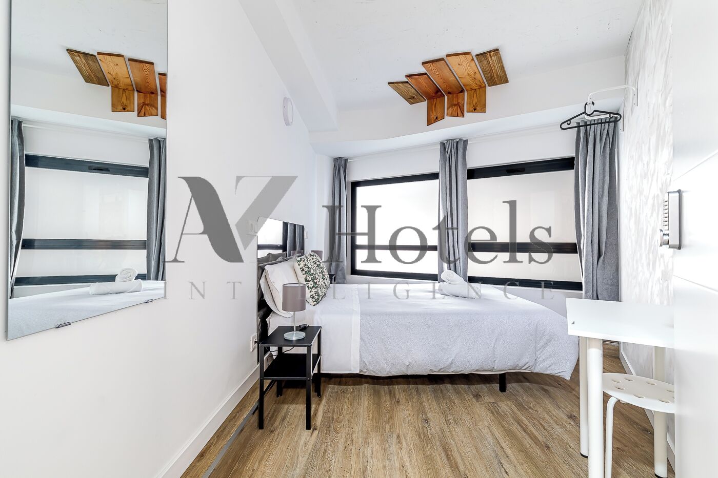 Photo - AYZ Princesa-Auto check-in property