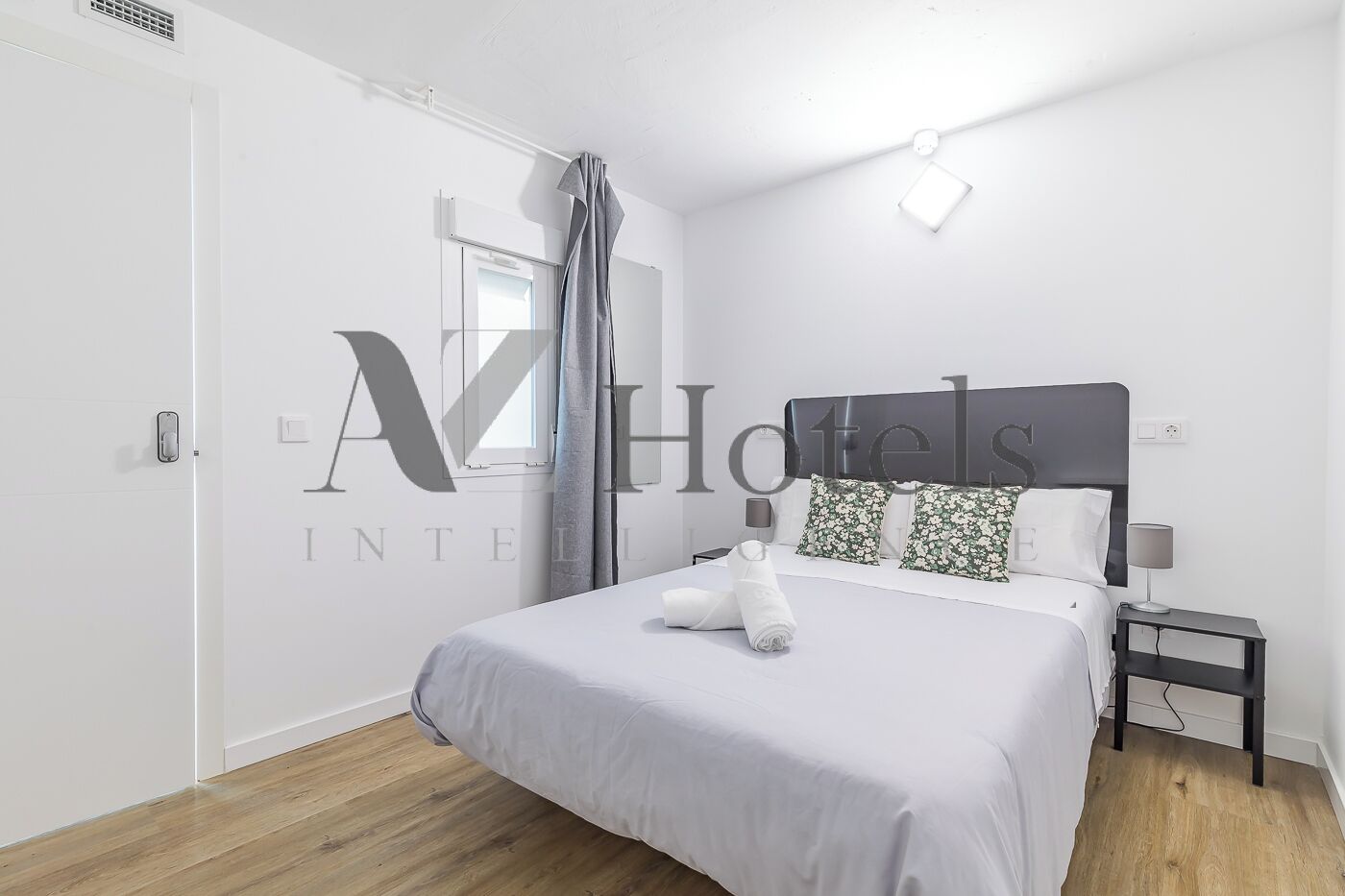 Photo - AYZ Princesa-Auto check-in property