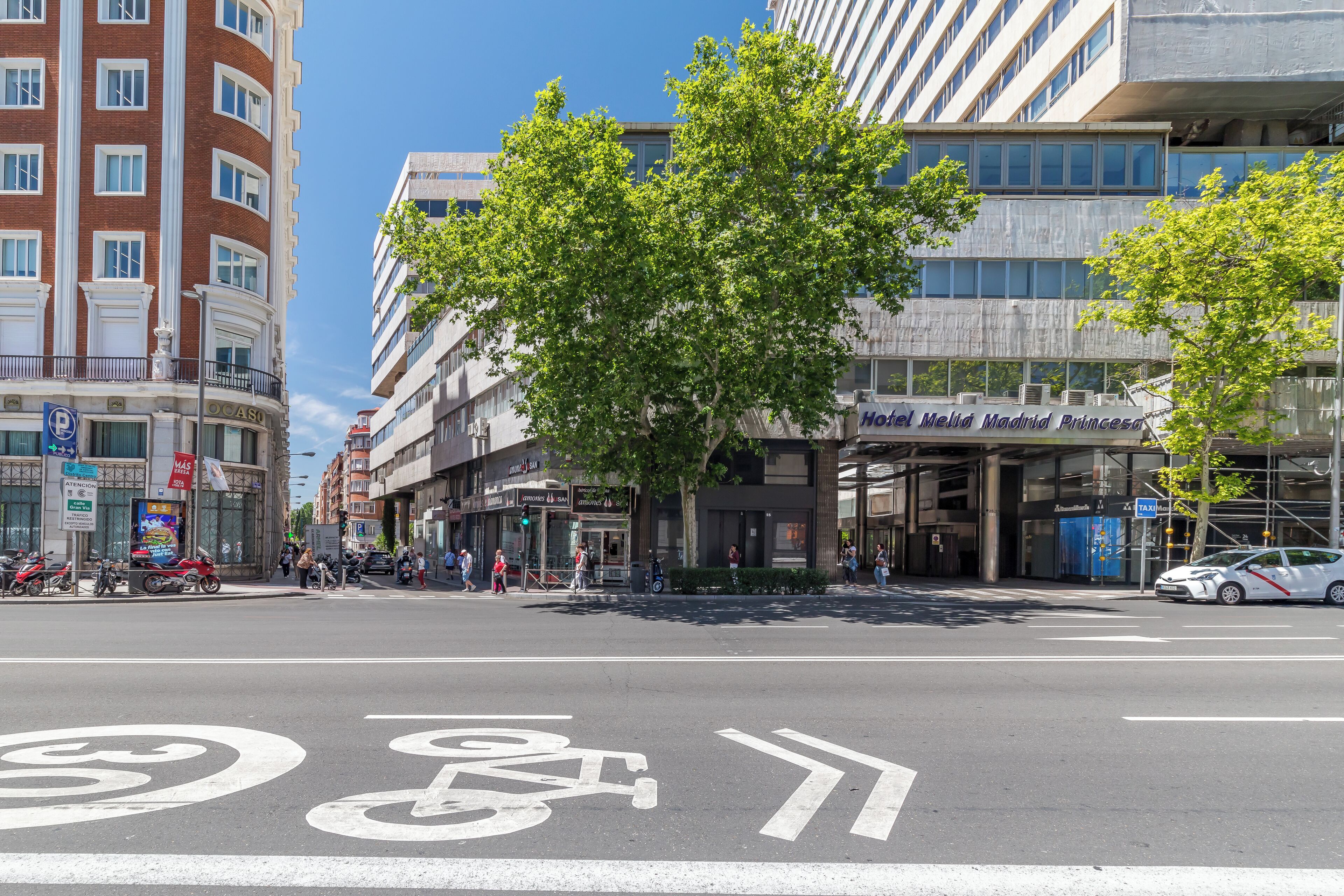 Photo - AYZ Princesa-Auto check-in property