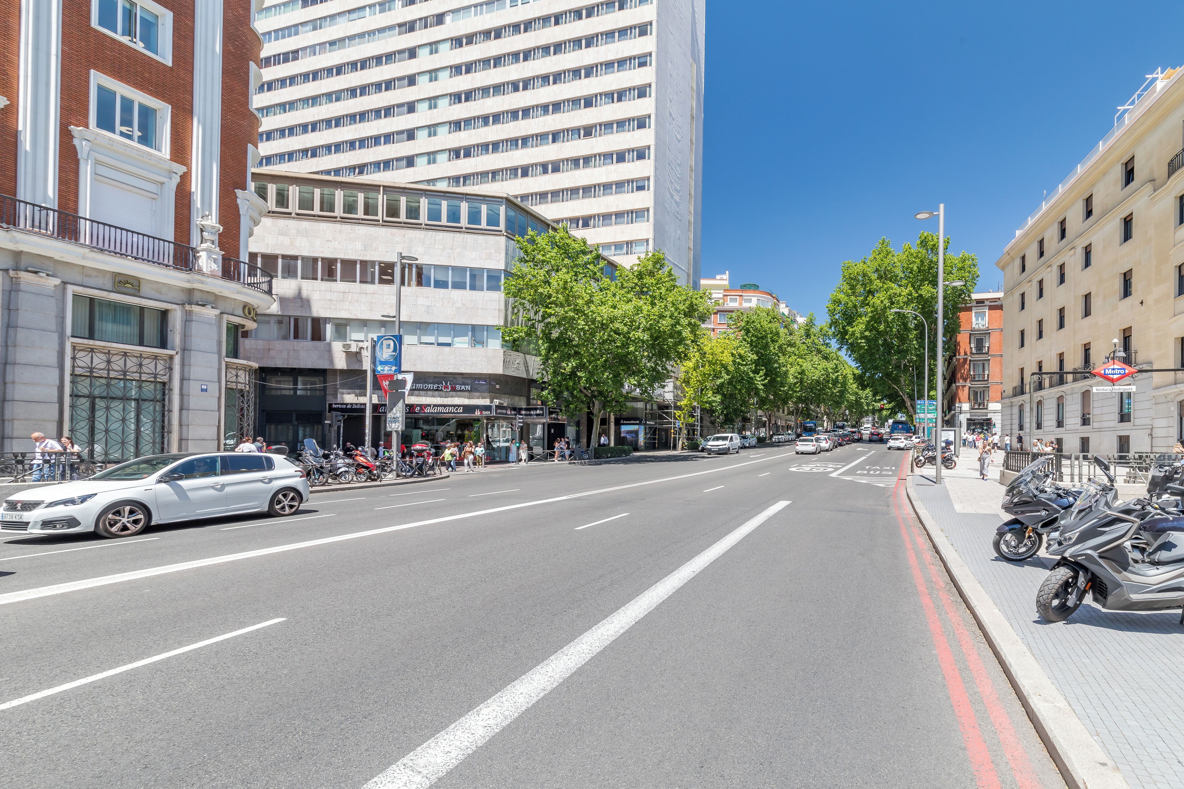 Photo - AYZ Princesa-Auto check-in property