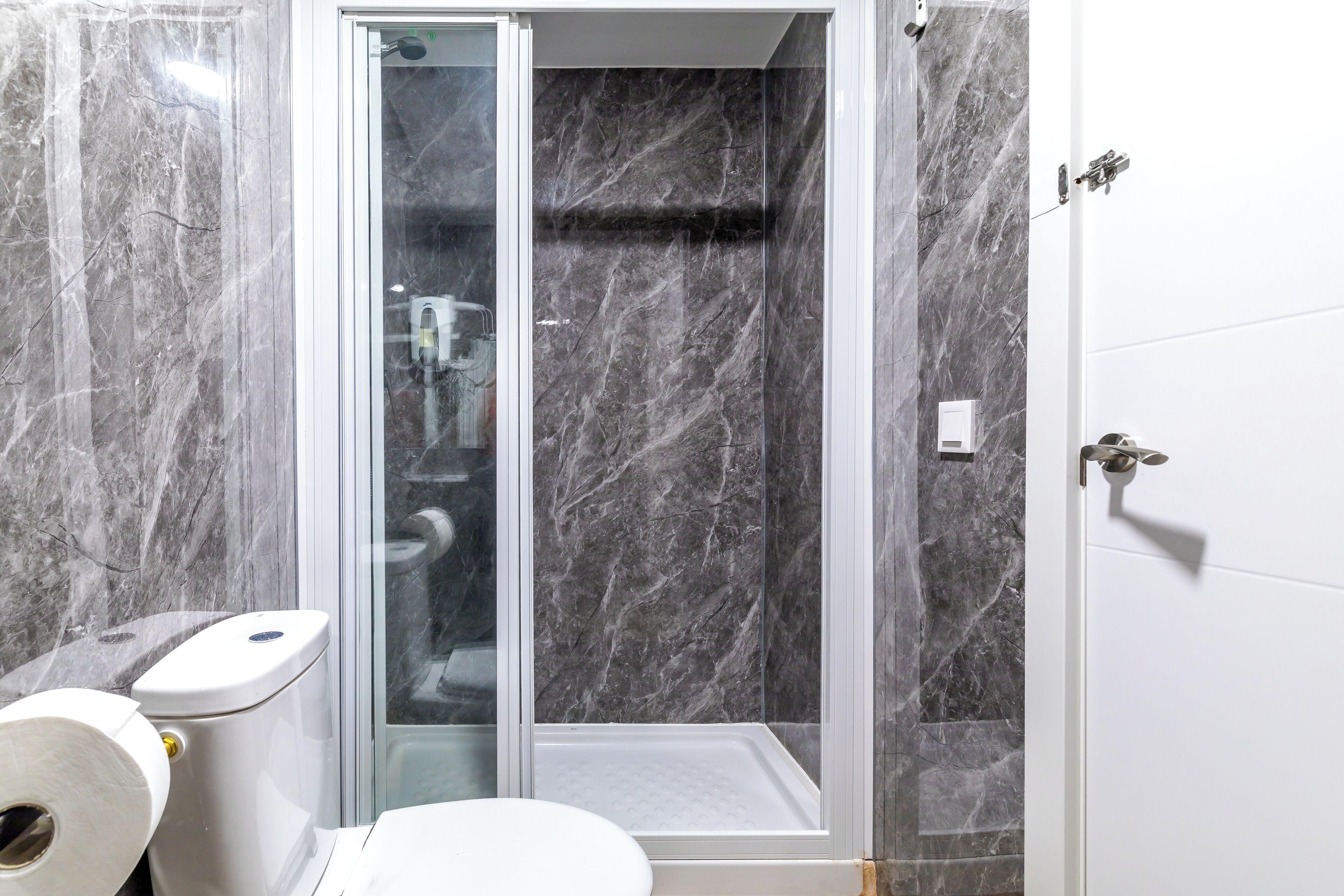 Photo - AYZ Princesa-Auto check-in property