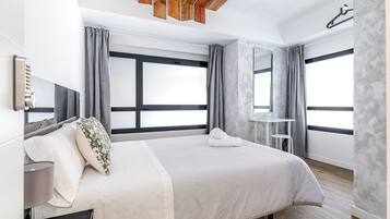 Habitación básica doble, no fumadores, baño compartido | Wifi gratis y ropa de cama