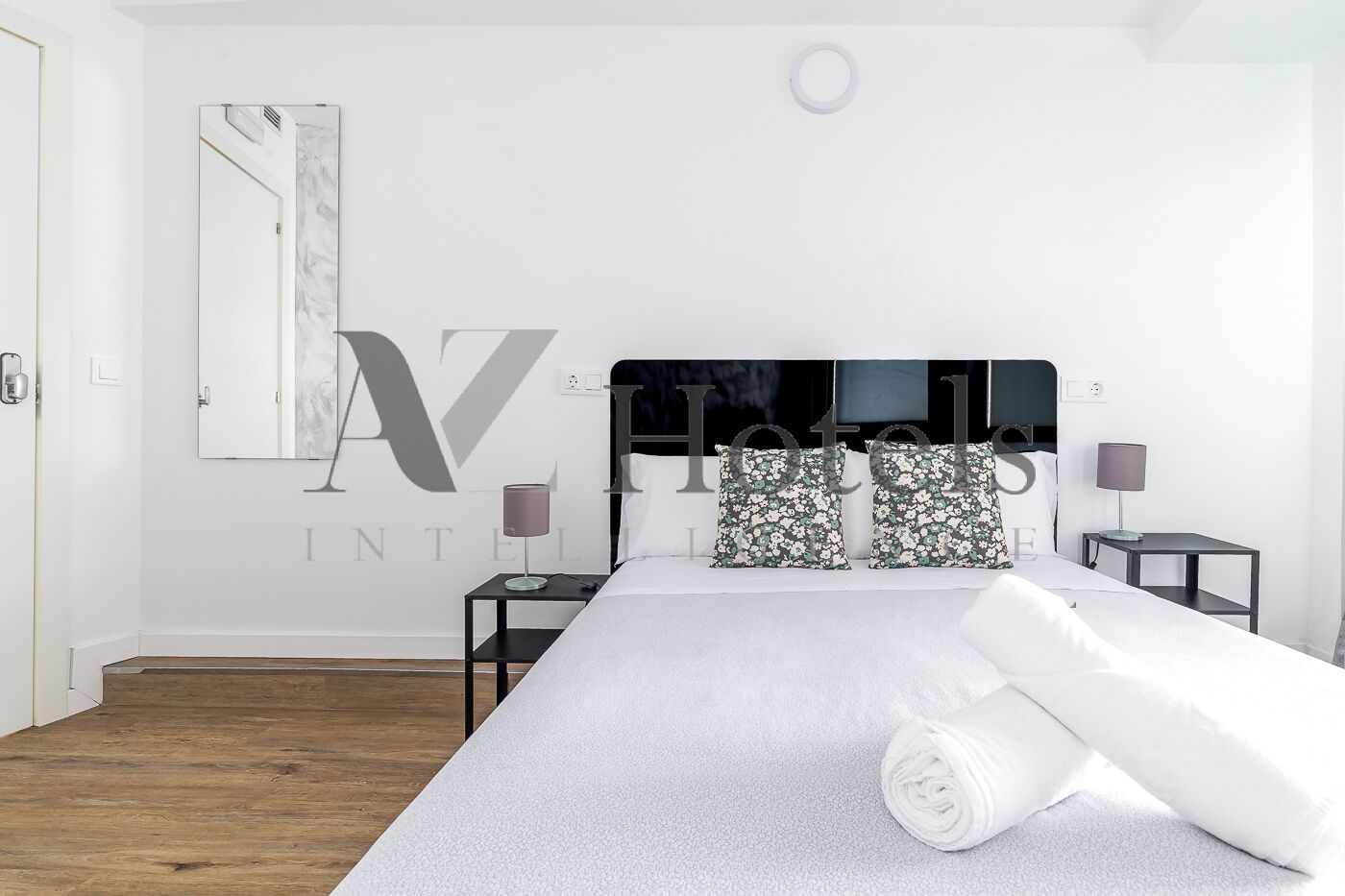 Photo - AYZ Princesa-Auto check-in property