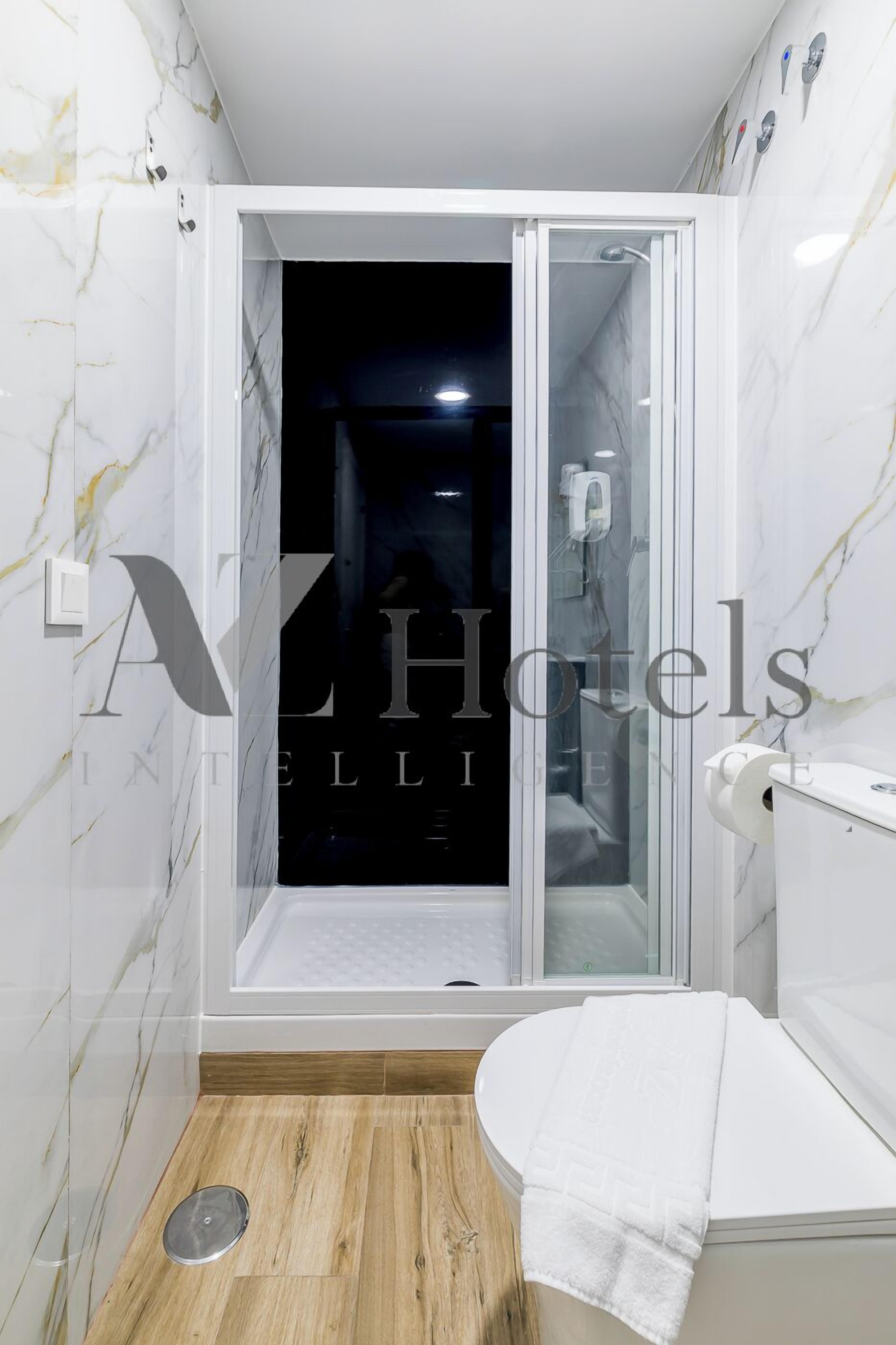 Photo - AYZ Princesa-Auto check-in property